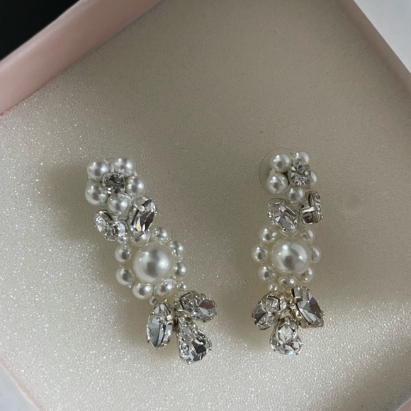 Bridal Simone Rocha Wedding Silver and White Crystal and Pearl Drop Earrings - Picture 3 of 6